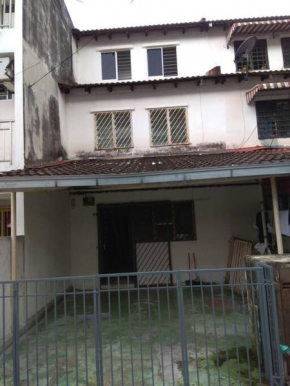 3 bed room house near KLCC Kuala Lumpur